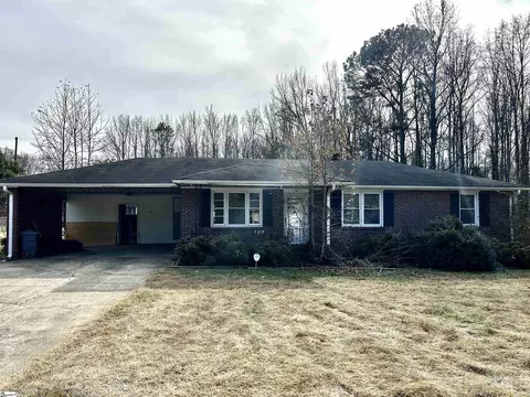 107 Meadow Acres, Belton, SC 29627