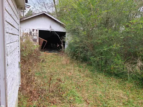 102 Baldwin St, Honea Path, SC 29654 photo 2