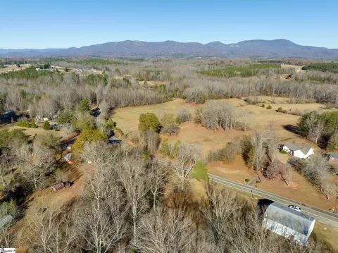 4611 Howe Rd, Greer, SC 29651 photo 8