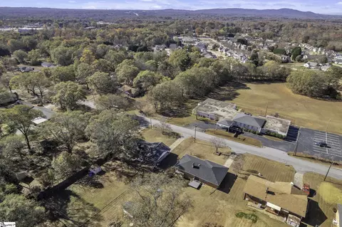 308 Hillcrest Dr, Greer, SC 29651 photo 29