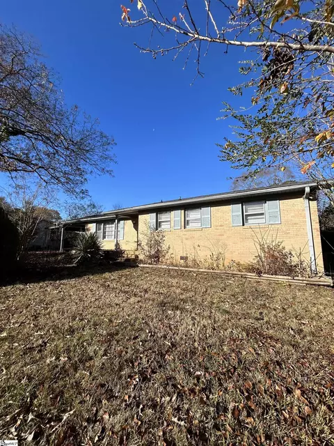 105 Lynchburg Dr, Greenville, SC 29617