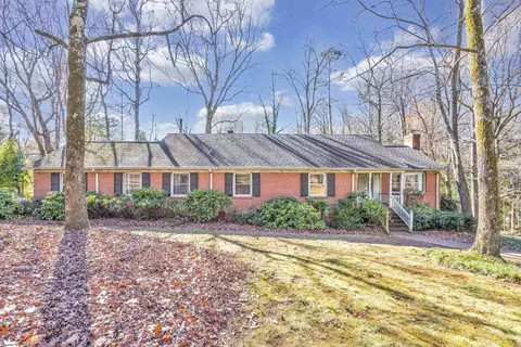 200 Hermitage Rd, Greenville, SC 29615