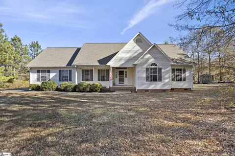 104 Odell Ct, Williamston, SC 29697