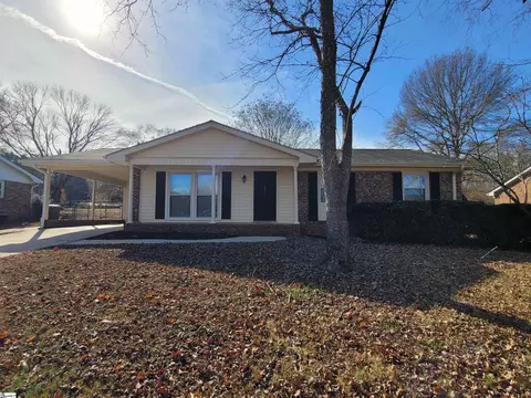 402 Bethel Dr, Mauldin, SC 29662