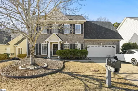1 Montreat Ln, Simpsonville, SC 29681