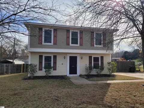 418 Cloverdale Ln, Simpsonville, SC 29681