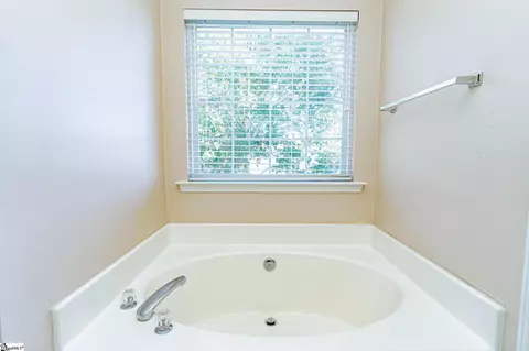 Bath - 403 Canvasback Way, Easley, SC 29642 photo 4 of 6