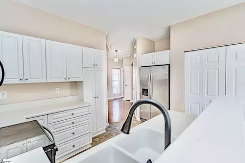Kitchen - 403 Canvasback Way, Easley, SC 29642 photo 4 of 4