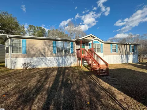 134 Robertson Cir, Travelers Rest, SC 29690