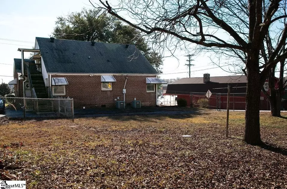 201 State Park Rd, Greenville, SC 29609 35 Photos Movoto