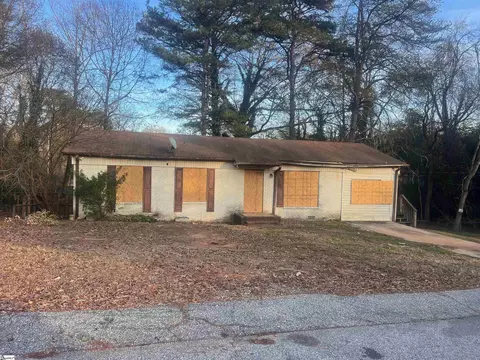 216 Brantford Ln, Greenville, SC 29605