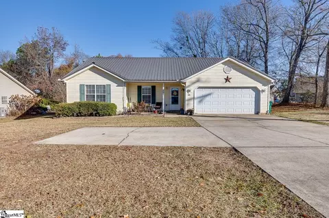 491 E Victor Hill Rd, Duncan, SC 29334