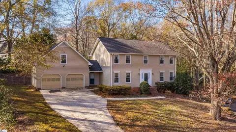 11 Boxthorne Ct, Greenville, SC 29615