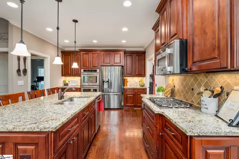 205 Trask Ct, Greer, SC 29650 photo 13