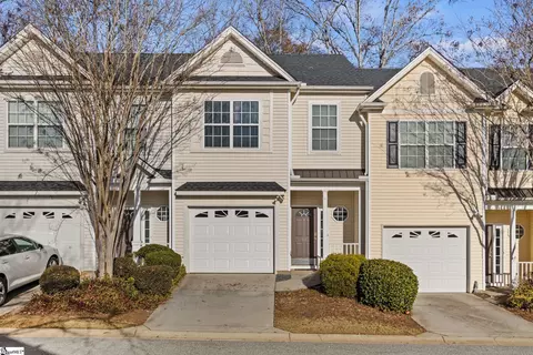 18 Bay Springs Dr, Simpsonville, SC 29681