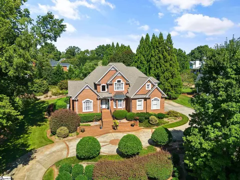 522 Spaulding Lake Dr, Greenville, SC 29615