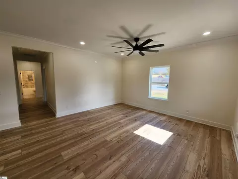 307 Barton St, Easley, SC 29640 photo 8