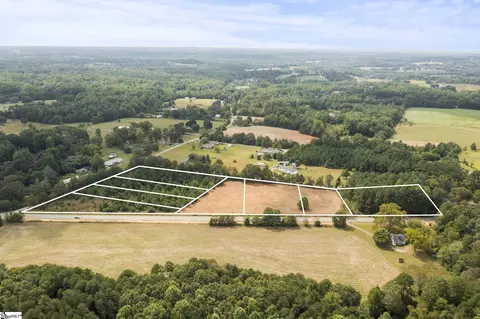 1175 Goodjoin Rd, Campobello, SC 29322