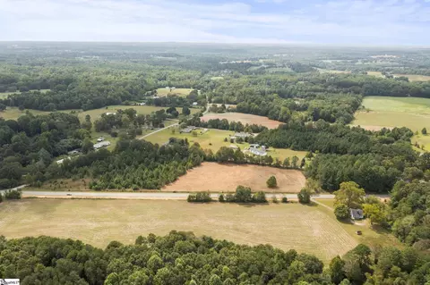 1175 Goodjoin Rd, Campobello, SC 29322 photo 6