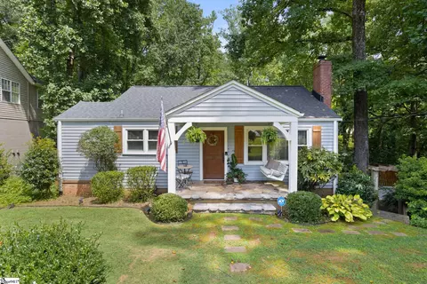131 Wilshire Dr, Greenville, SC 29609