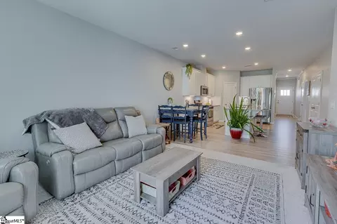 5 Table Mountain Trl, Greer, SC 29651 photo 8