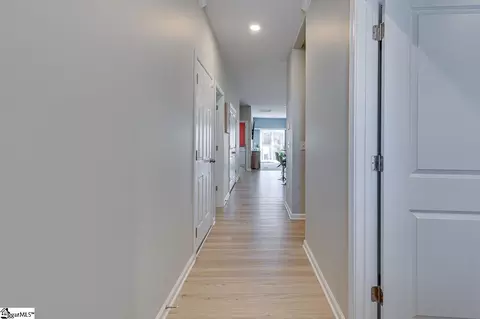 5 Table Mountain Trl, Greer, SC 29651 photo 3