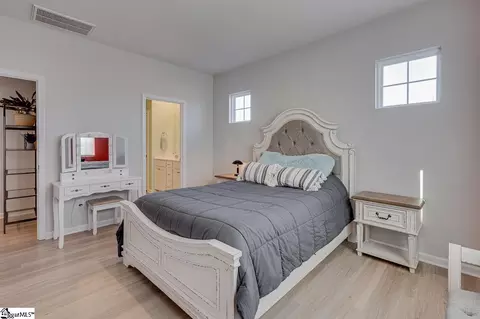 5 Table Mountain Trl, Greer, SC 29651 photo 11