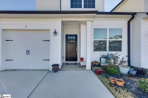 5 Table Mountain Trl, Greer, SC 29651 photo 2
