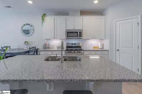 5 Table Mountain Trl, Greer, SC 29651 photo 6