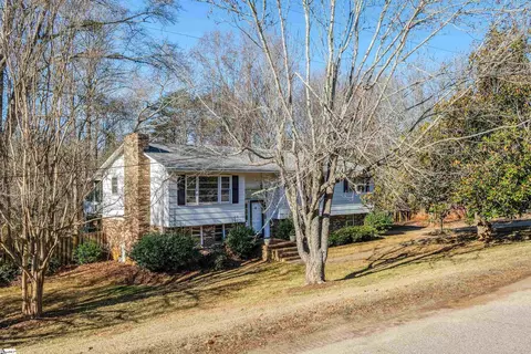 30 Engel Dr, Greenville, SC 29617