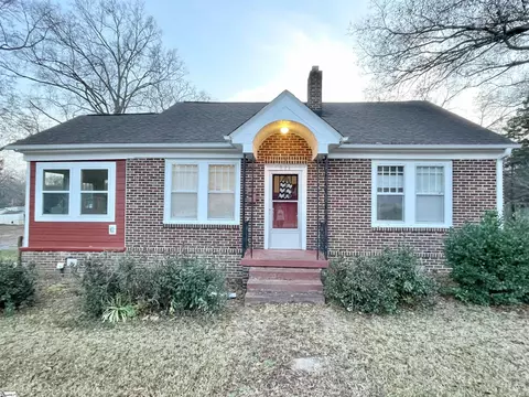 533 Church St, Laurens, SC 29360