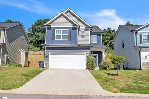 202 Rosewood Cir, Duncan, SC 29334