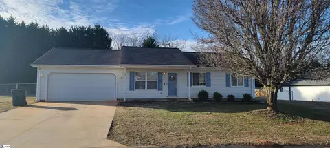 5 Viking Dr, Greer, SC 29651