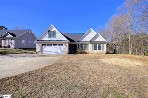 86 Stallings Rd, Taylors, SC 29687
