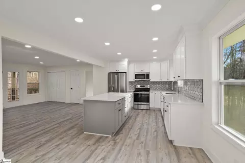2012 Edwards Lake Rd, Greer, SC 29651 photo 8