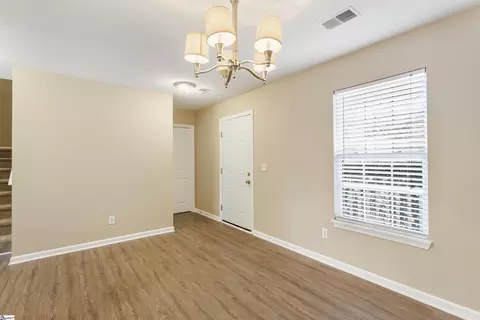 9 Fritzsimons Ct, Greer, SC 29651 photo 5