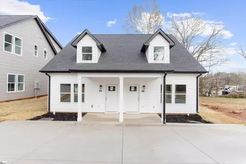 35 Marble St, Greenville, SC 29611