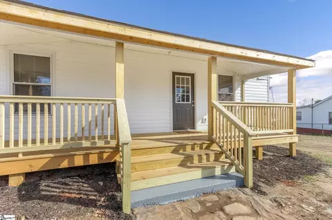 101 S 6th St, Easley, SC 29640 photo 7