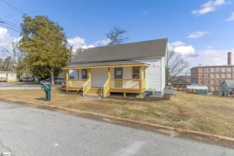 101 S 6th St, Easley, SC 29640 photo 5