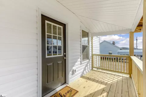 101 S 6th St, Easley, SC 29640 photo 8