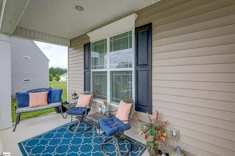 708 Granite Dr, Easley, SC 29642 photo 4