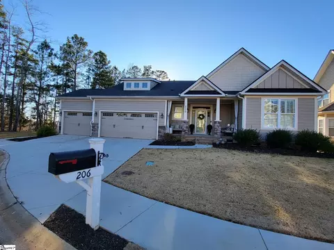 206 Easton Ct, Simpsonville, SC 29680