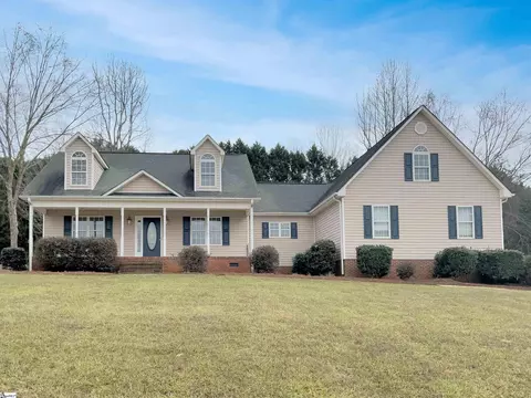 146 Brooke Lee Cir, Taylors, SC 29687