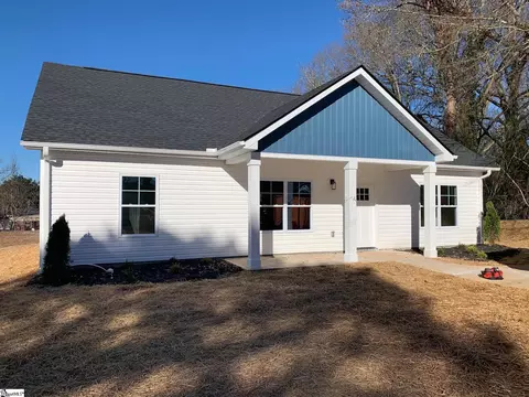 6 Drummond Ct, Greenville, SC 29605