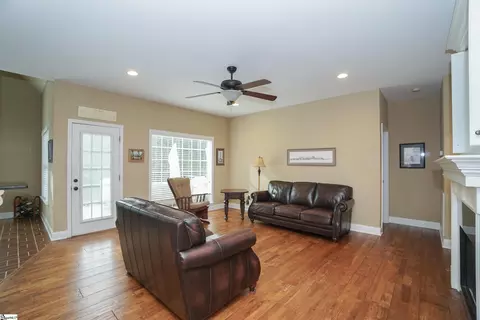 112 Lyttleton Way, Anderson, SC 29621 photo 6