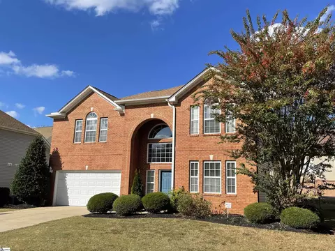208 Peaks Ct, Taylors, SC 29687