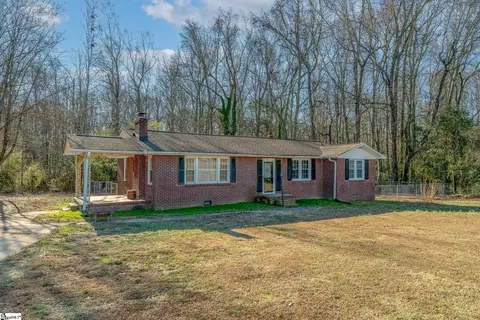 129 Ballard Rd, Pelzer, SC 29669