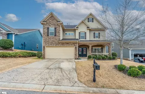 104 Gramercy Ct, Greenville, SC 29617