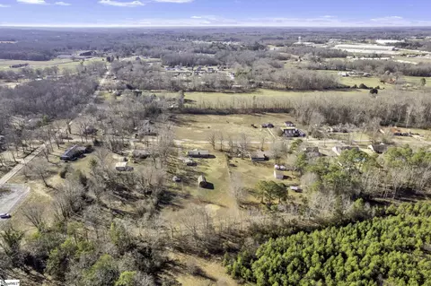 108 Colonial Dr, Pelzer, SC 29669 photo 26