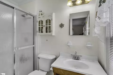 108 Colonial Dr, Pelzer, SC 29669 photo 15